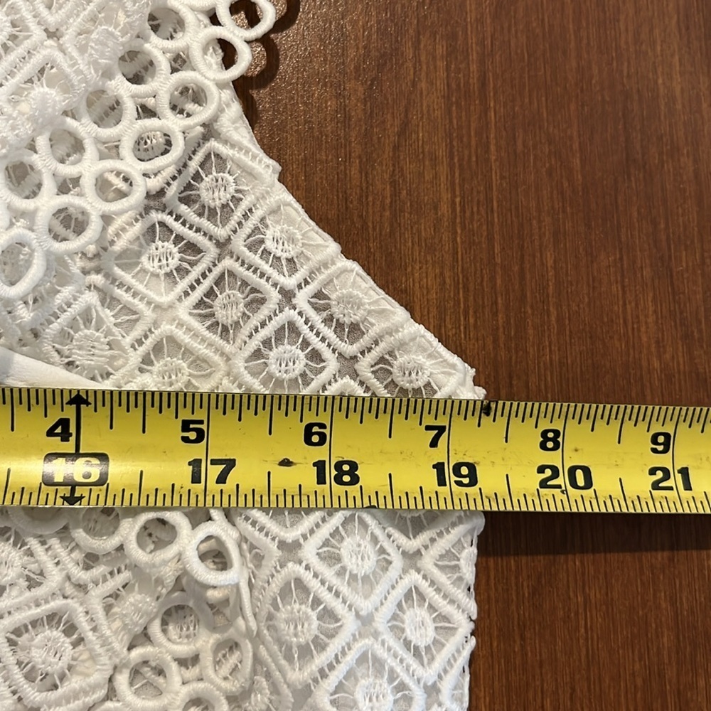 Elegant White Lace Flutter Sleeve Top - Picture 7 of 9